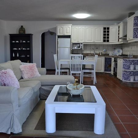 Habitaciones Dona Cris Puerto del Carmen  Exterior photo