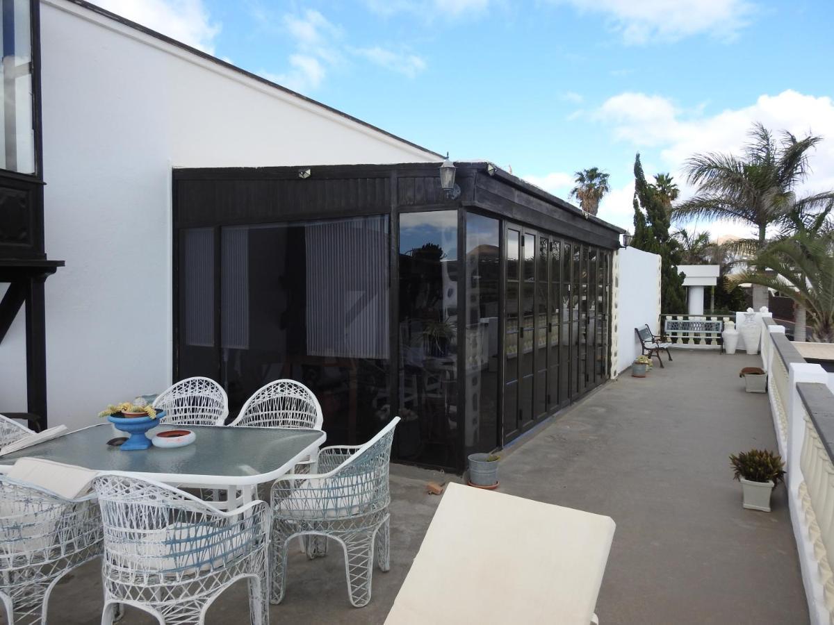 Habitaciones Dona Cris Puerto del Carmen  Exterior photo